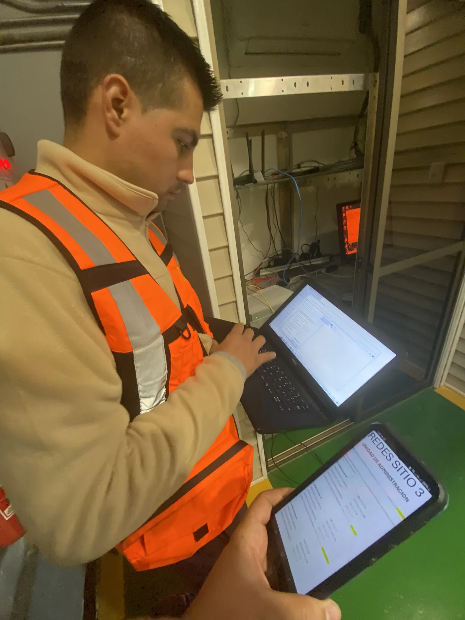 Conectividad y Redes